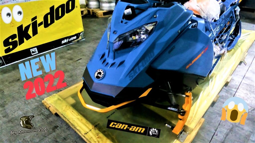 The NEW 2022 Ski-Doo Summit X 154 850 E-TEC ❄️ Unboxing & Assembling ❗️❗️